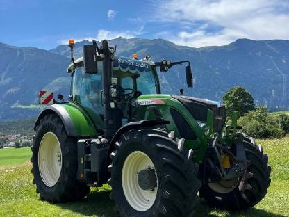 Fendt 724 S4 Profi+