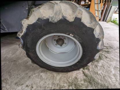 Bild 8:Massey Ferguson 7240