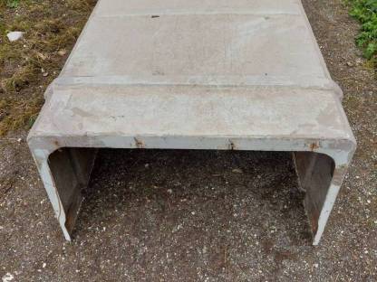 Bild 4:Verschenke Viehanhängerdach