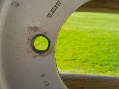 Bild 4:500/50-17 Kompletträder