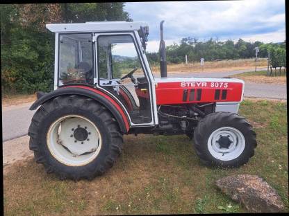Bild 3:Traktor Steyr 8075 AP