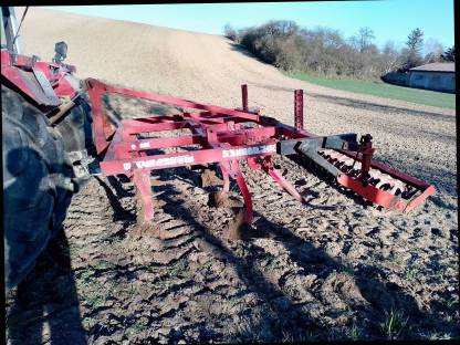 Bild 4:Landsberg Pöttinger Grubber Synkro 260