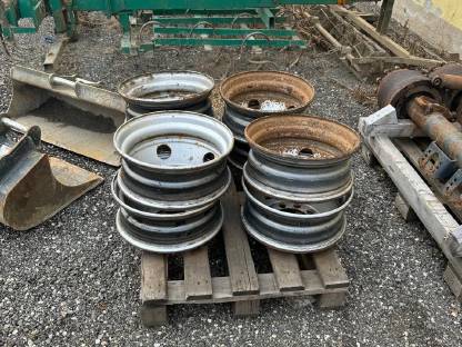 Bild 5:Tiefladerachsen