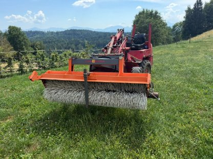 Kehrmaschine Bema Hoftrac Weidemann