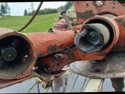 Bild 4:Kreisler Heuwender Fahr KH4