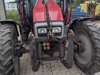 Bild 8:Massey Ferguson 6140