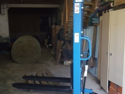 Hochhubwagen zu verkaufen