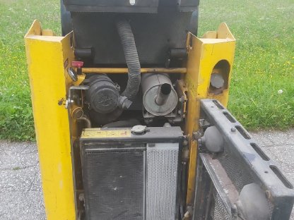 Bild 2:Verkaufe GEHL Kompaktlader 1640