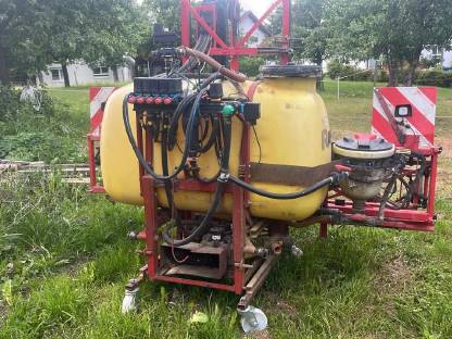 Bild 3:Rau Feldspritze