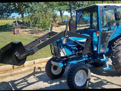 Bild 2:Ford 4610 mit Frontlader