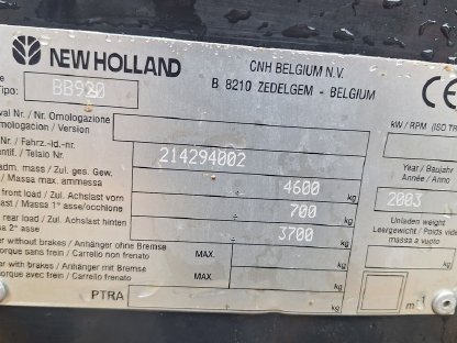 Bild 3:New Holland Großpackenpresse BB920
