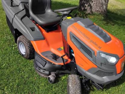 Rasentraktor Husqvarna TC 238T