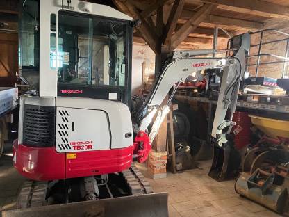 Takeuchi Bagger TB 23R