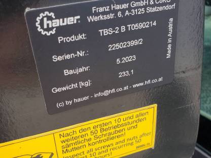 Bild 7:Deutz Fahr 5090.4G mit Frontlader