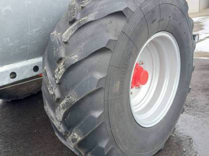 Bild 5:Reifen und Felgen