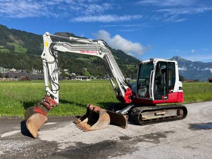 Takeuchi TB290 Bagger Powertilt
