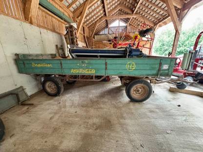 Bild 2:Brantner Anhänger