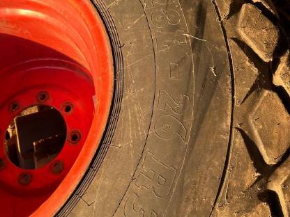 Bild 2:Räder 28L-26 für Claas Jaguar