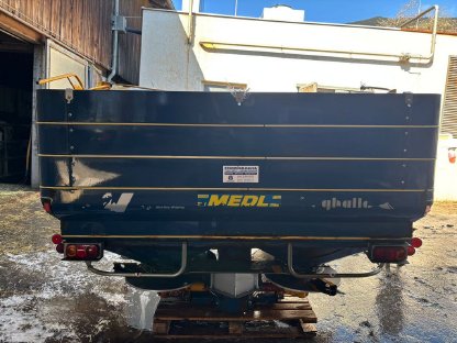 Bild 4:Düngerstreuer Bogballe M2WQZ