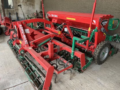Kurzkombi und Sämaschine Agro-Masz