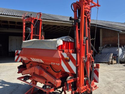 Bild 4:Rauch Aero 2216 Düngerstreuer