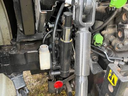 Bild 8:Traktor Steyr 4095