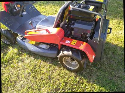 Bild 4:Canycom 141 Masao Hochgrasmäher Langgrasmäher Christbaumkult