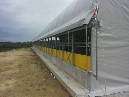 Bild 4:DueA Tunnel, Zelt, Rundbogenhalle Österreich