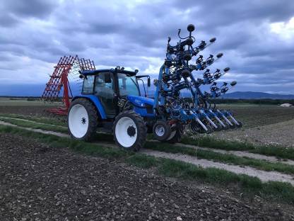 Bild 3:Fronthackgerät 12x50