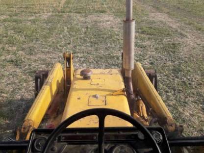 Bild 7:Baggerlader MF 50 H