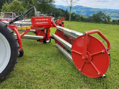 Bild 4:Repossi 6.000 FP BIG Front- und Heckanbau Mittelschwader