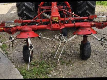 Bild 2:Pöttinger HIT 47N