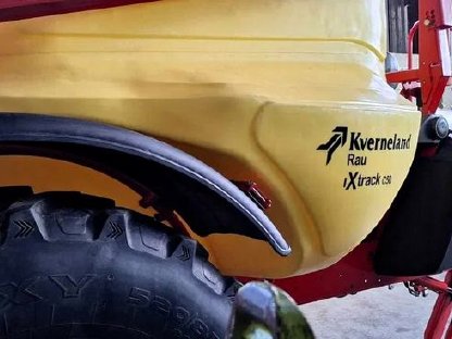 Bild 6:Kverneland Xtrack T3, 3.200 l (2013) – ISOBUS, iXclean Pro