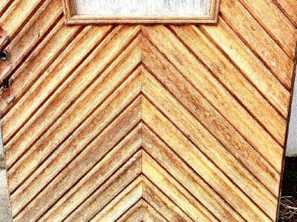 Bild 2:Eingangstür Eiche