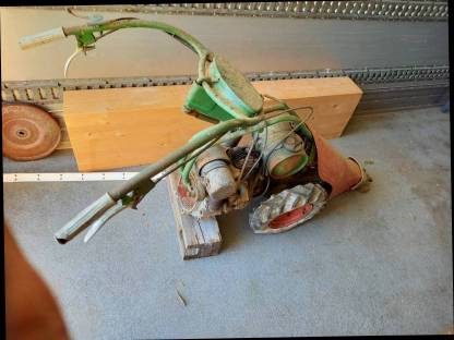 Bild 2:Agria Motormäher