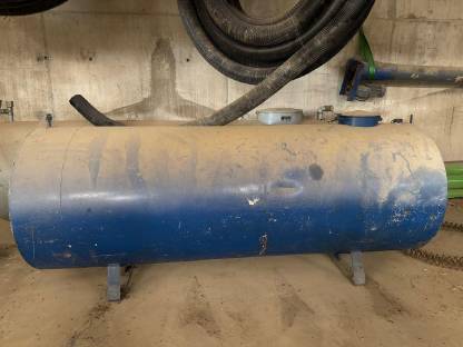 Bild 2:Dieseltank 4.000 und 3.000 l