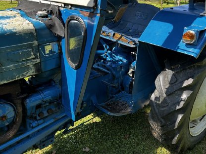 Bild 4:Ford Dexta 2000 Traktor Schlepper Agrarfahrzeug