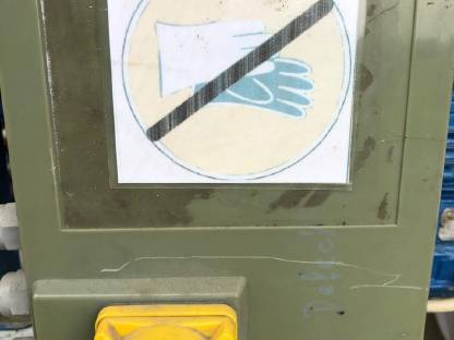 Bild 6:Bördelmaschine