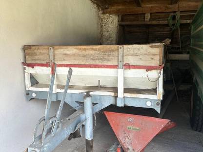 Schicht miststreuer