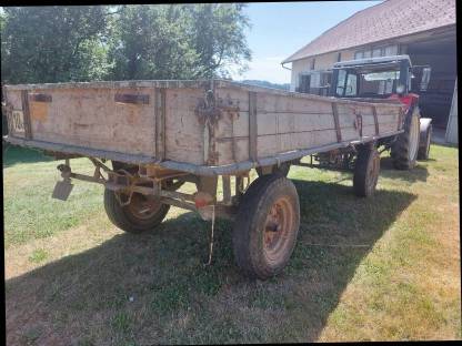 Bild 3:Traktor Anhänger