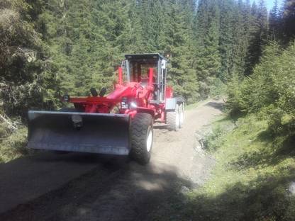 Bild 3:Lener Hackgut Wegsanierung