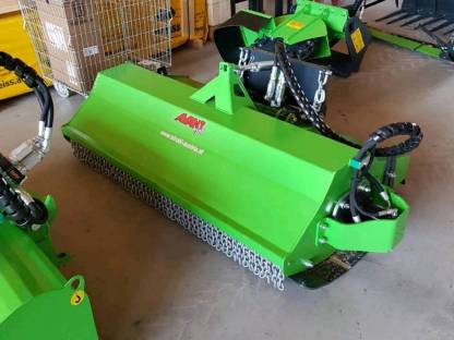 Bild 4:Landschaftspflege, Erdarbeiten, Baumstumpffräsen, Forstarb.