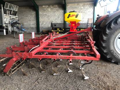 Bild 3:Wir übernehmen Ihre Bodenbearbeitung