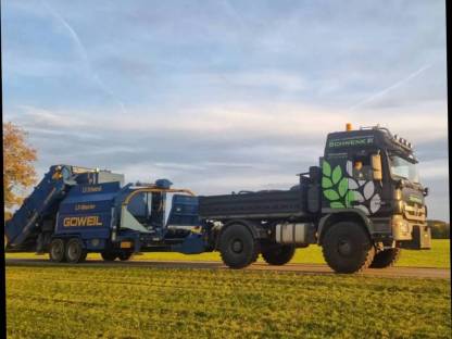 Bild 4:Maisballen Pressen