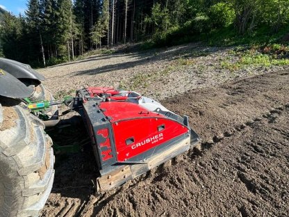 Bild 6:Forst- Alm- Wegsanierung,Rekultivierung,Böschungspflege