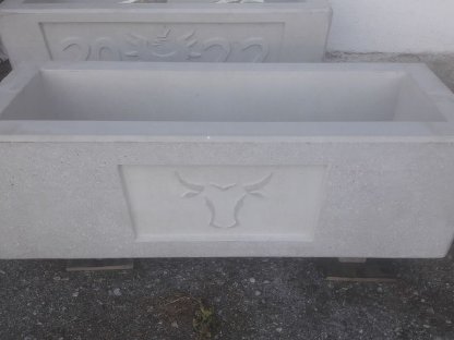Bild 3:Wasser-/Betontrog