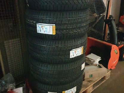 Pirelli P Zero 295/45ZR20 Runflat 110Y