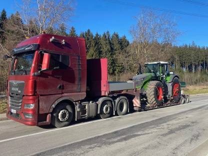 Bild 3:Transporte Tiefbett-2-Achs Auflieger