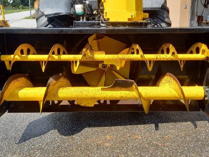 Bild 3:Hydrac Schneefräse SF-260-HD