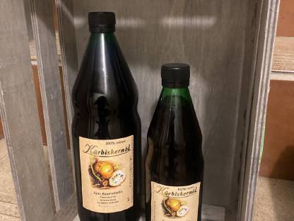 Bild 2:Kürbiskernöl